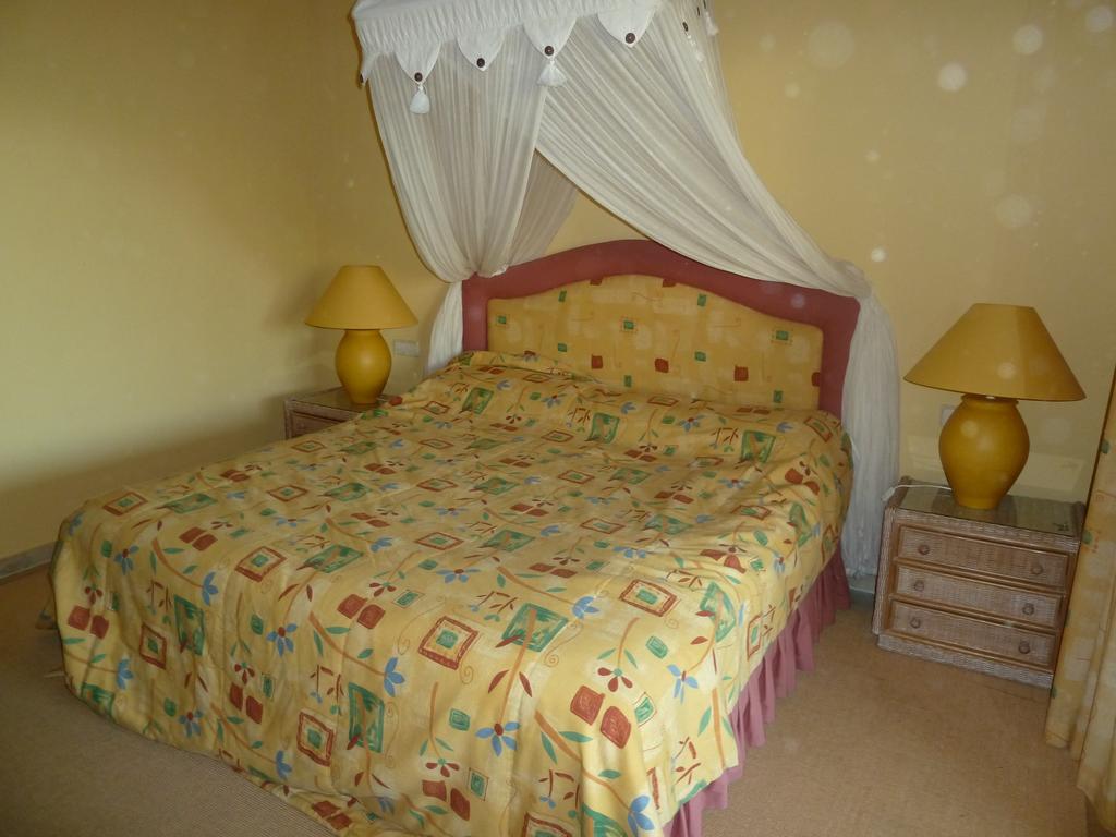 Greenlife Village Apartment Marbella Room photo